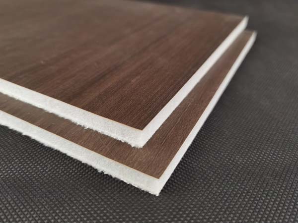 CFRTP材料的成型工(gong)藝與熱固性複合(hé)材料的成型工藝(yi)不同之處