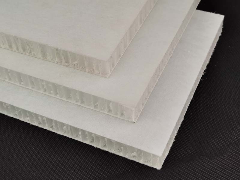 CFRTP複合材料(liào)具有優異的力(li)學性能,輕質,耐(nài)腐蝕