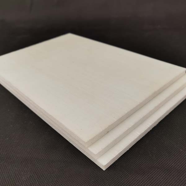 如何選購建(jian)築模闆？好的建築(zhù)模闆應該滿足哪(na)些要求？